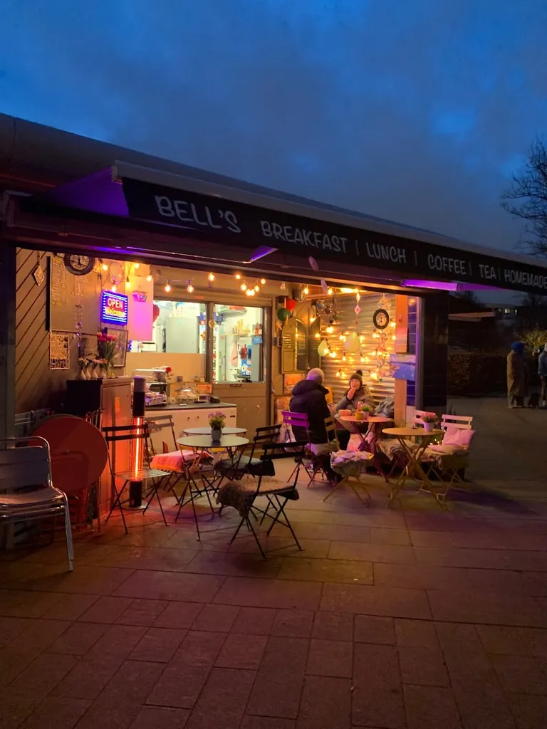 Bell’s Cafe