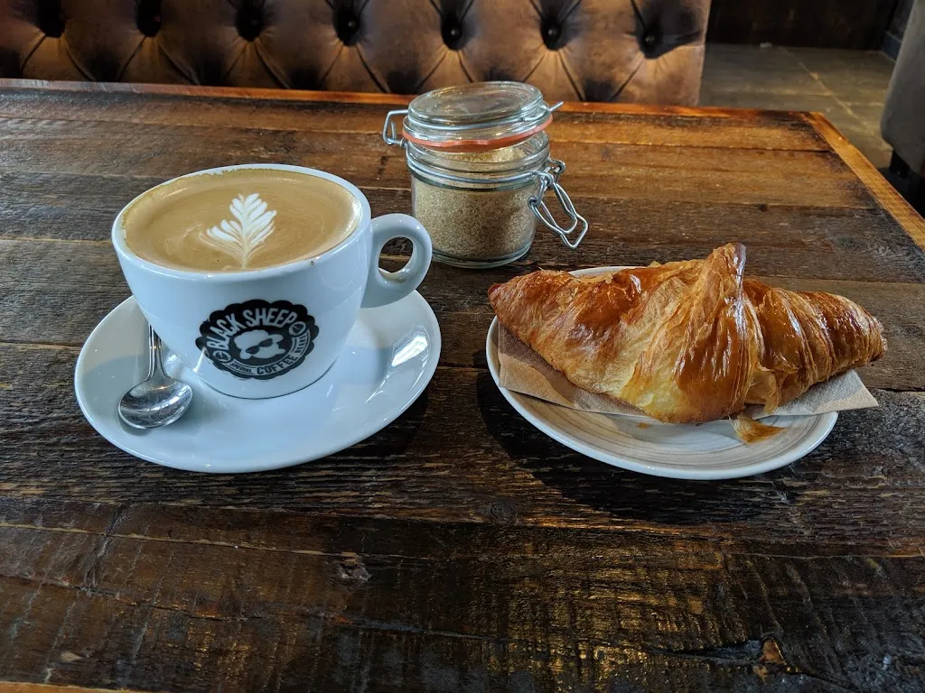 Black Sheep Coffee & Cocktails