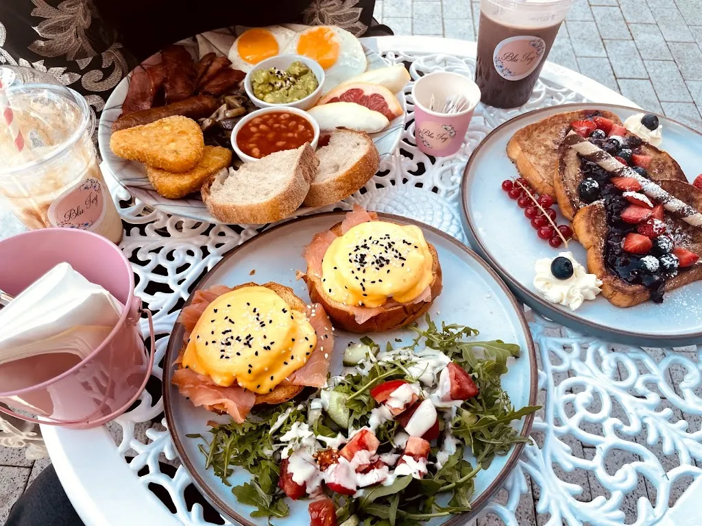 Blu Ivy Cafe