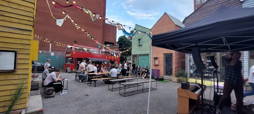 Blue House Yard