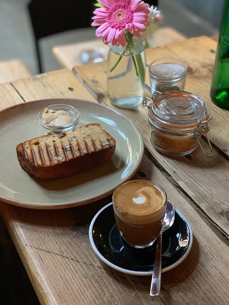 Brickwood Coffee & Bread