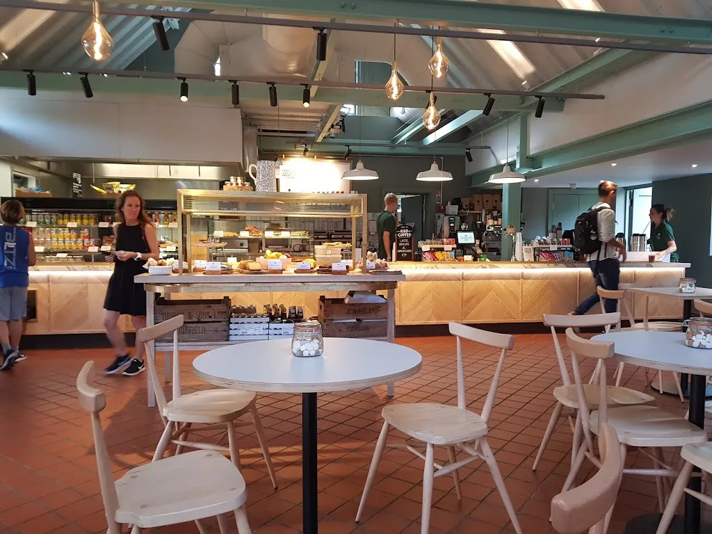 Broad Walk Cafe