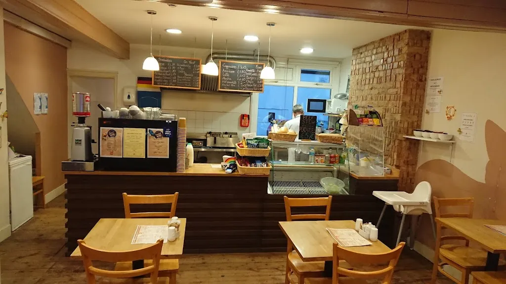 Butterflies Café