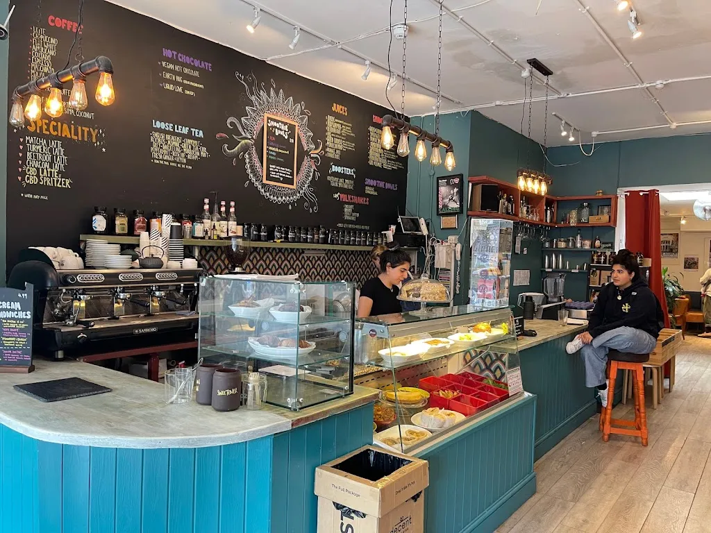 Cafe Fluence, Happy Place!