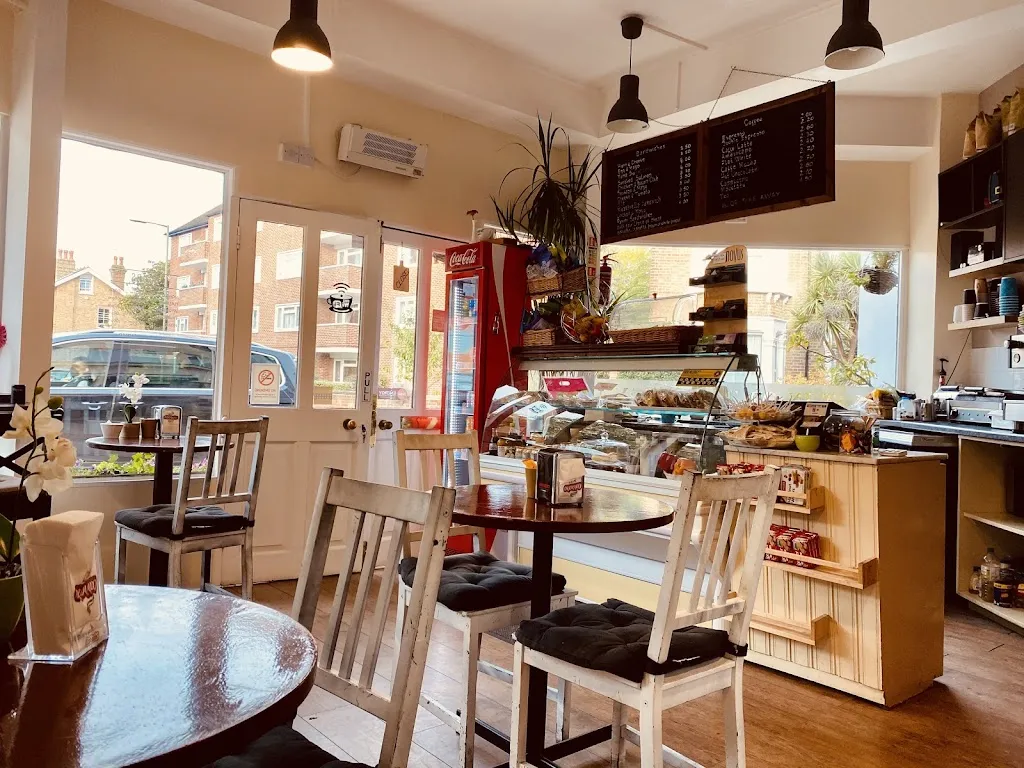 Cafe Loris