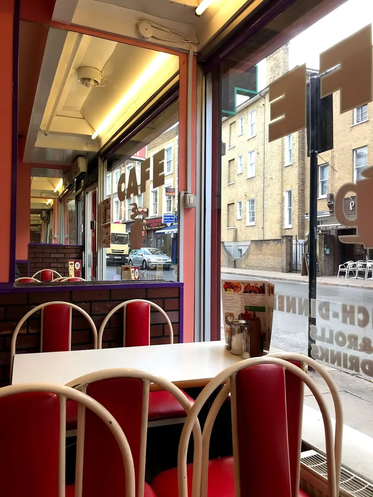 Cafe Rendezvous