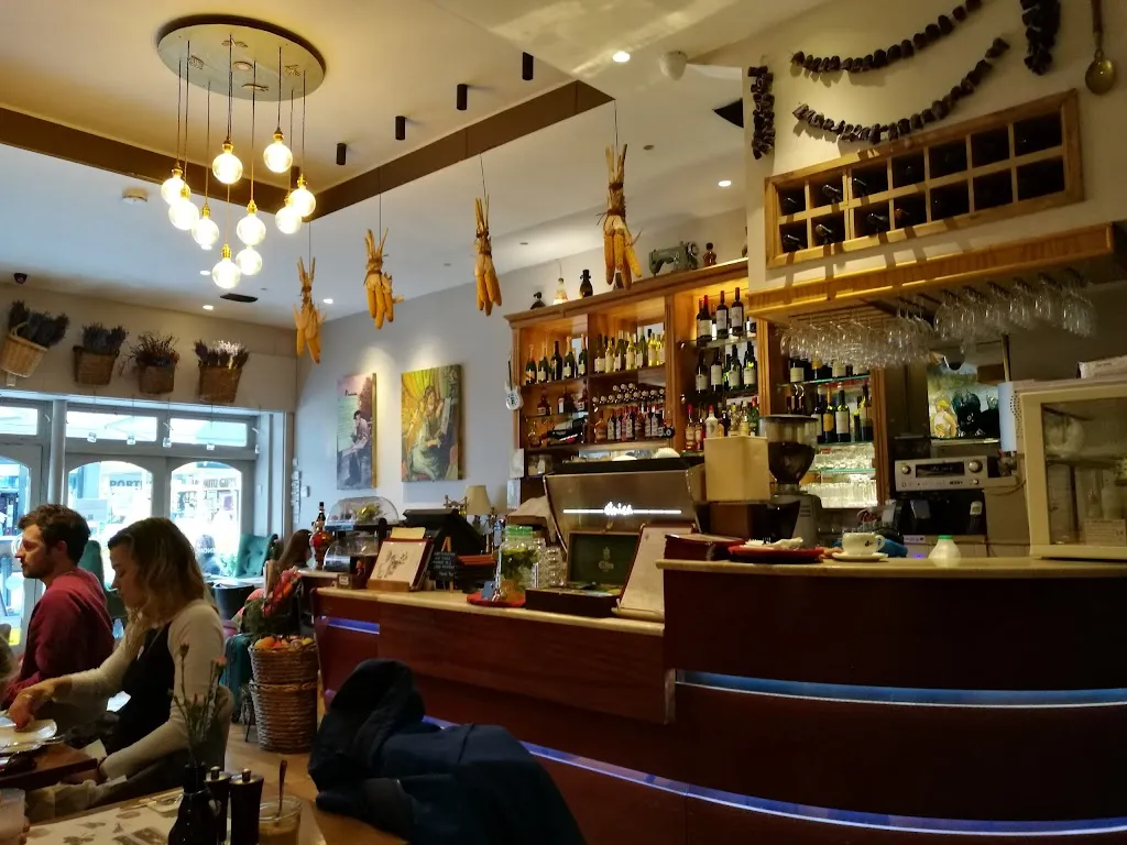 Cafe Renoir.