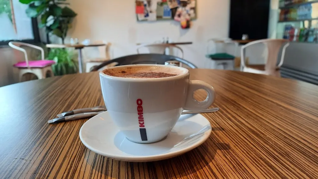 Cafeina Cafe