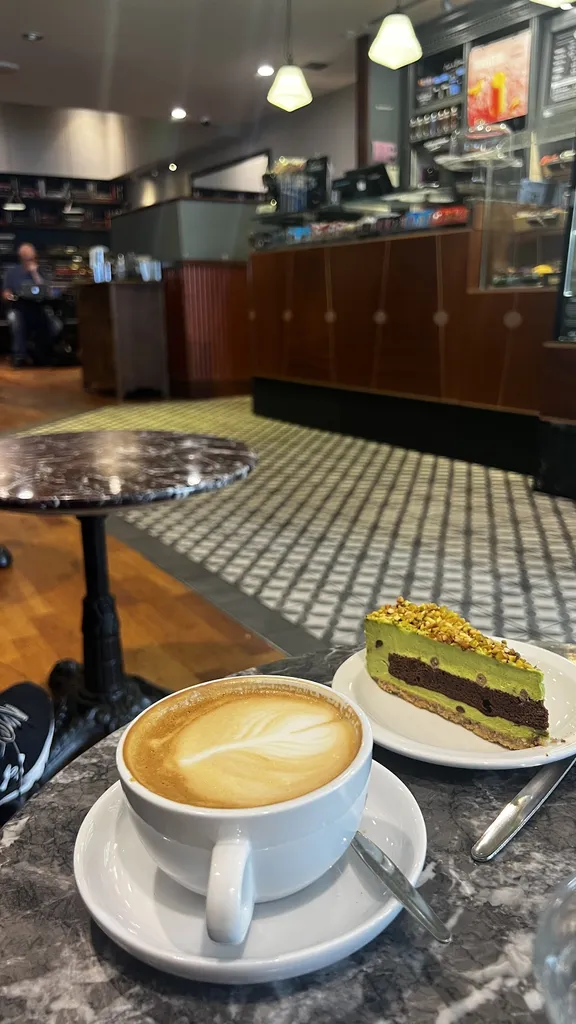 Caffè Nero - Surbiton