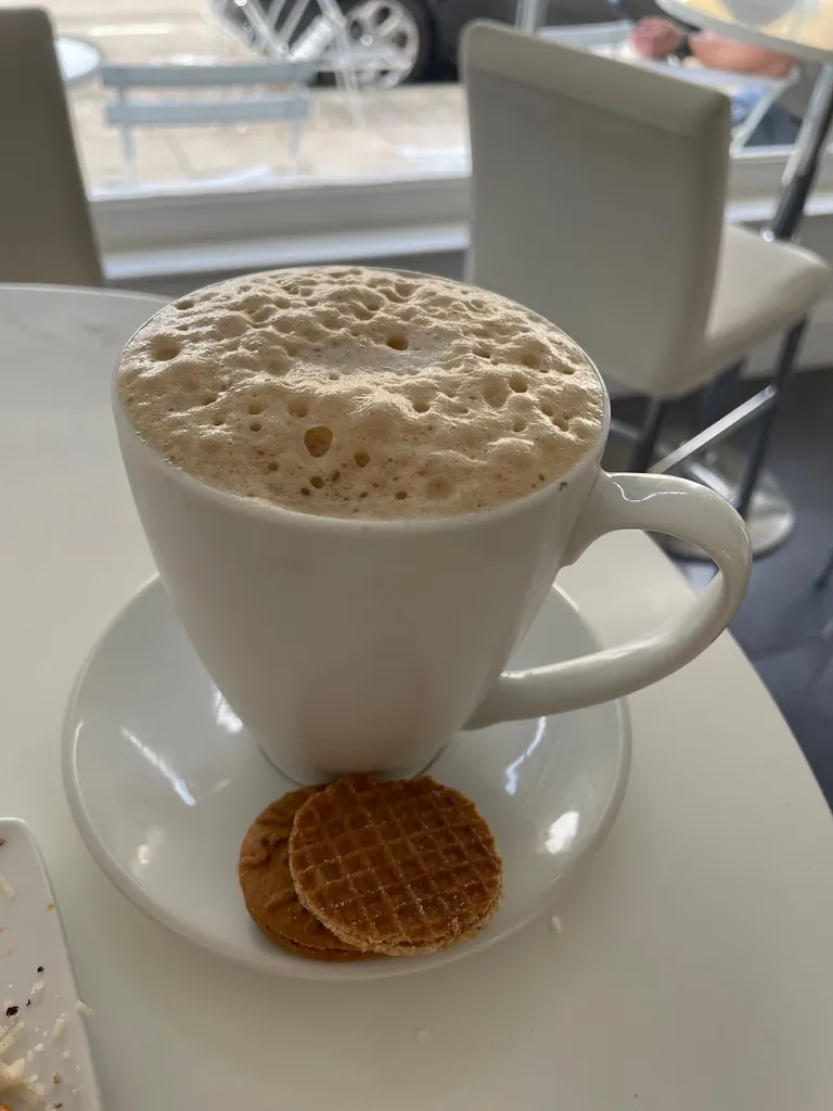 Caffe Bianco