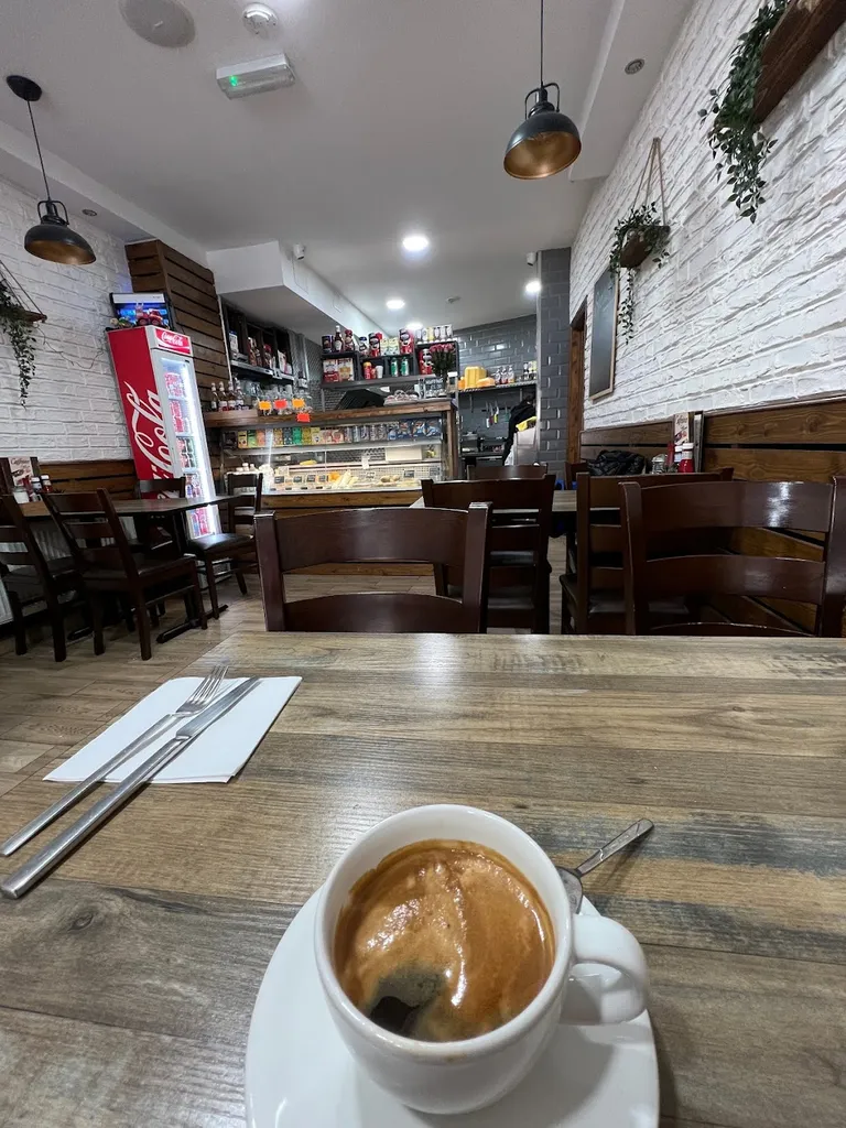 Caffeine cafe 377