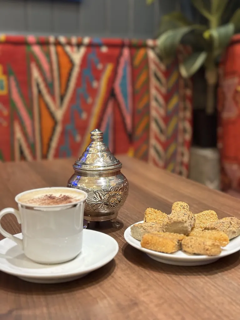 Carthage lounge coffee