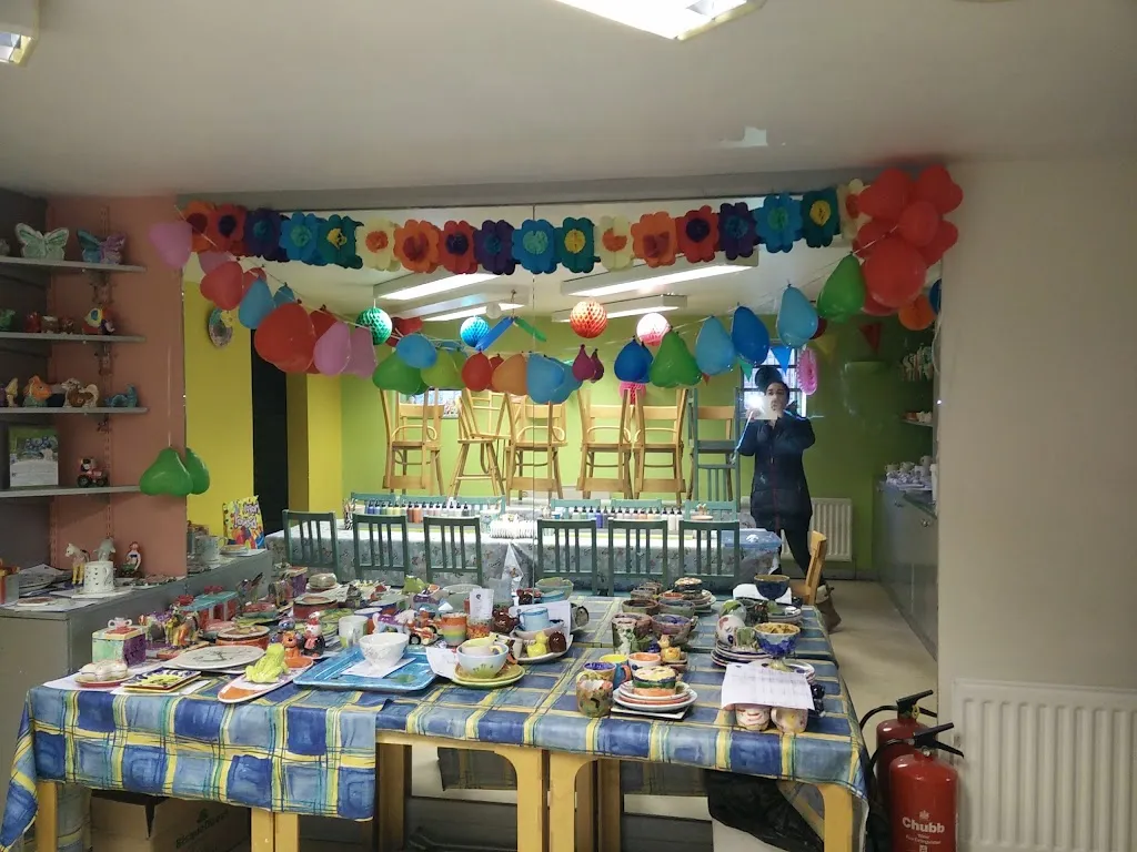 Ceramics Cafe - West Ealing
