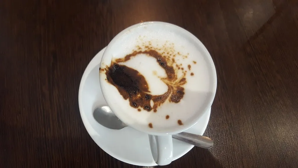 Chaplin’s Café