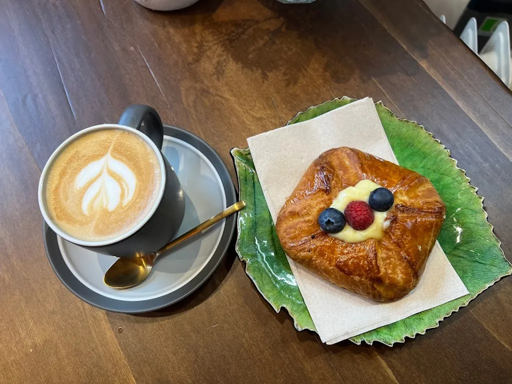 Cheerio Juice Bar & Bakery