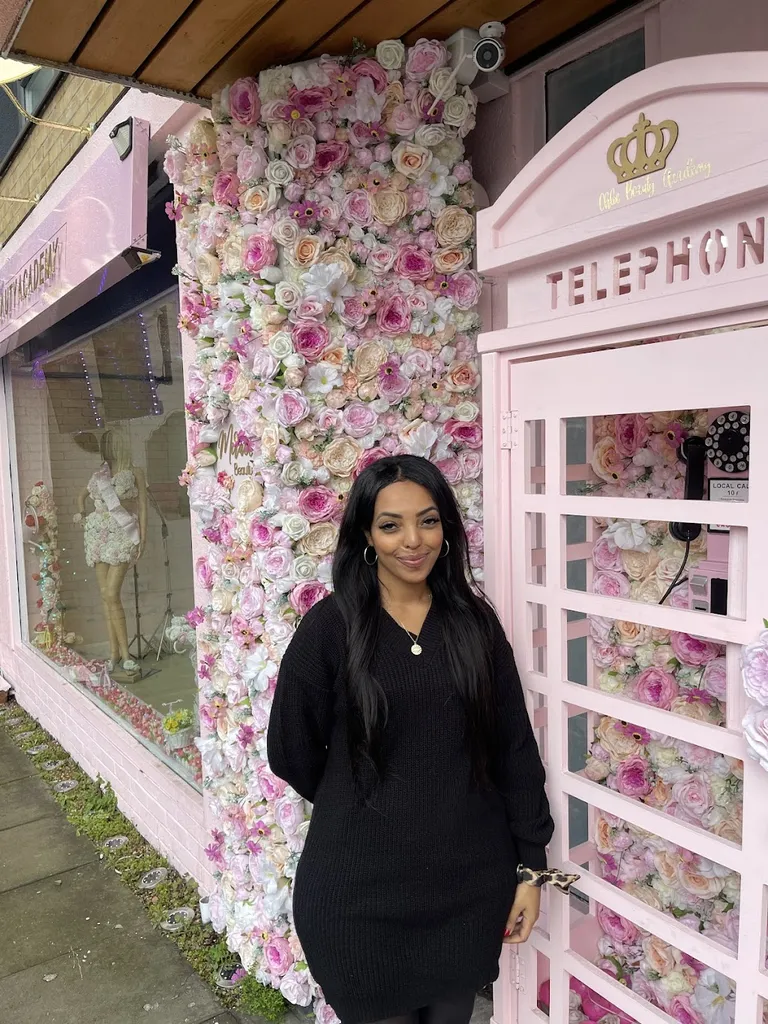 Chloe Beauty House