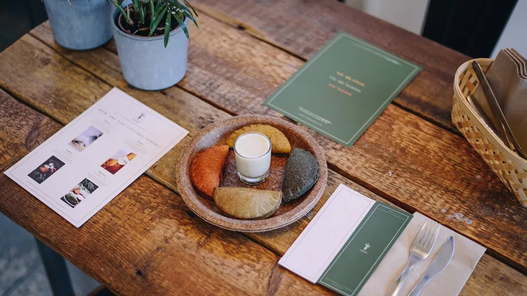 Comewell Foods - Café & Restaurant