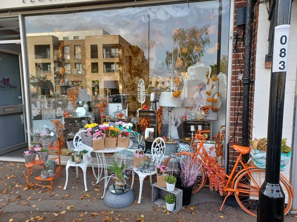 Corner House Tea Room & Charity Boutique