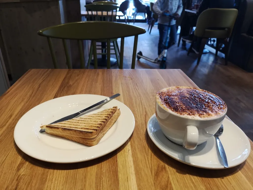Costa Coffee