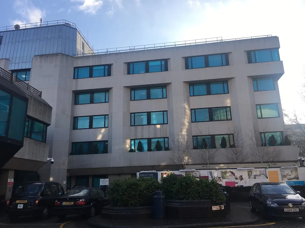 Cromwell Hospital
