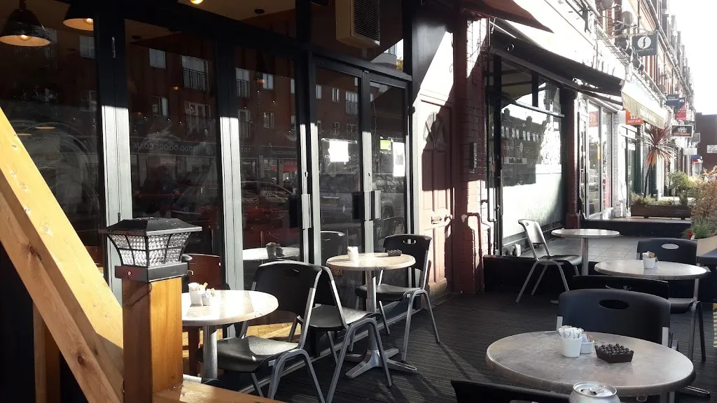 Dara Cafe & Bistro