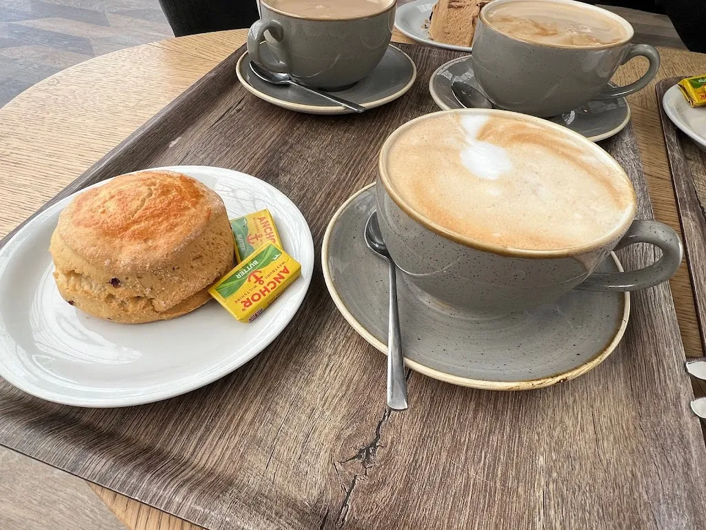 Dobbies Waterfall Café