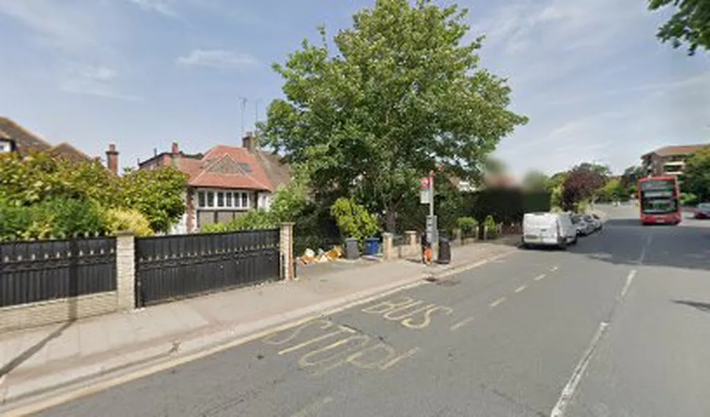 Dunstan Road Child's Hill (Stop N)