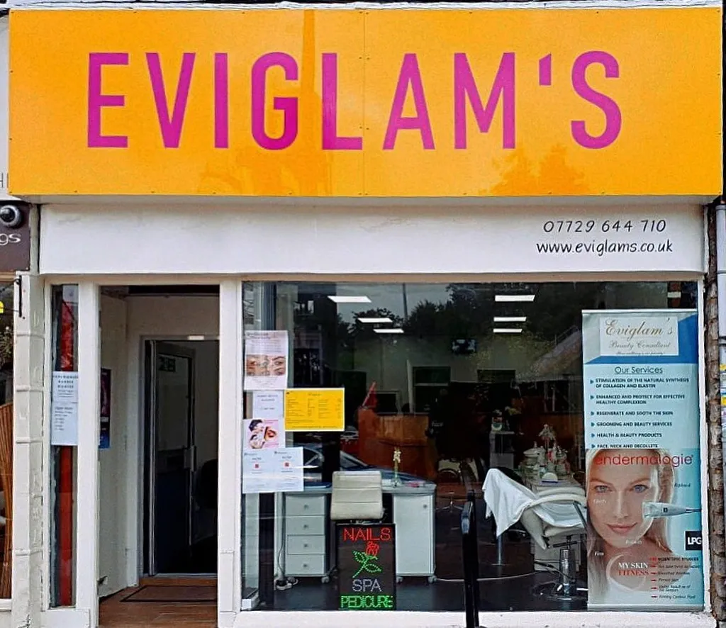 E V I G L A M ' S