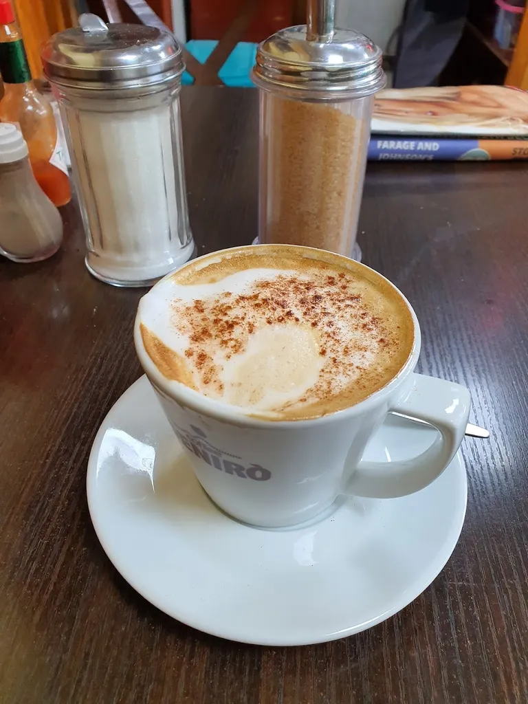 Eatwell Cafe