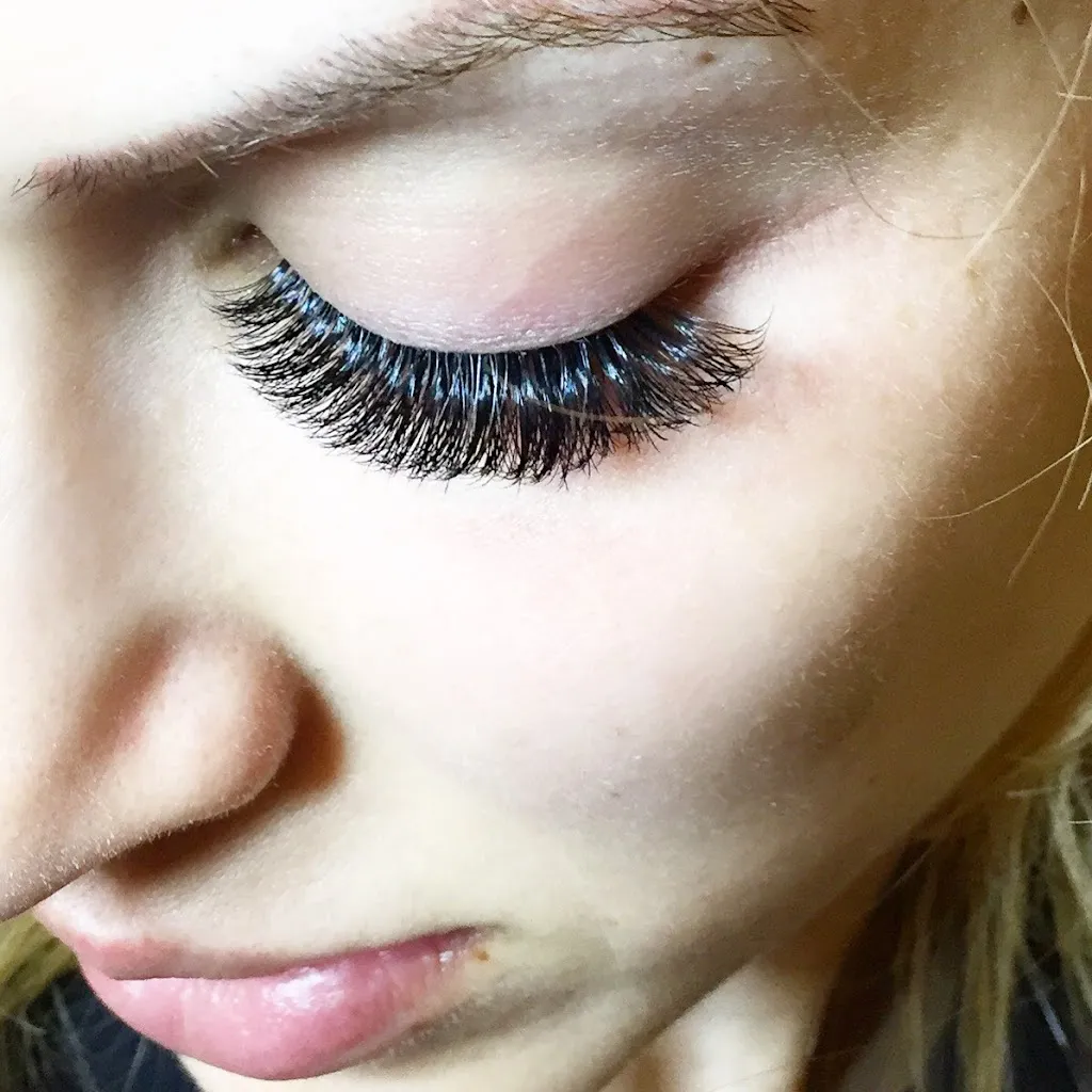 Eyelash Extensions by Sahar Makeup