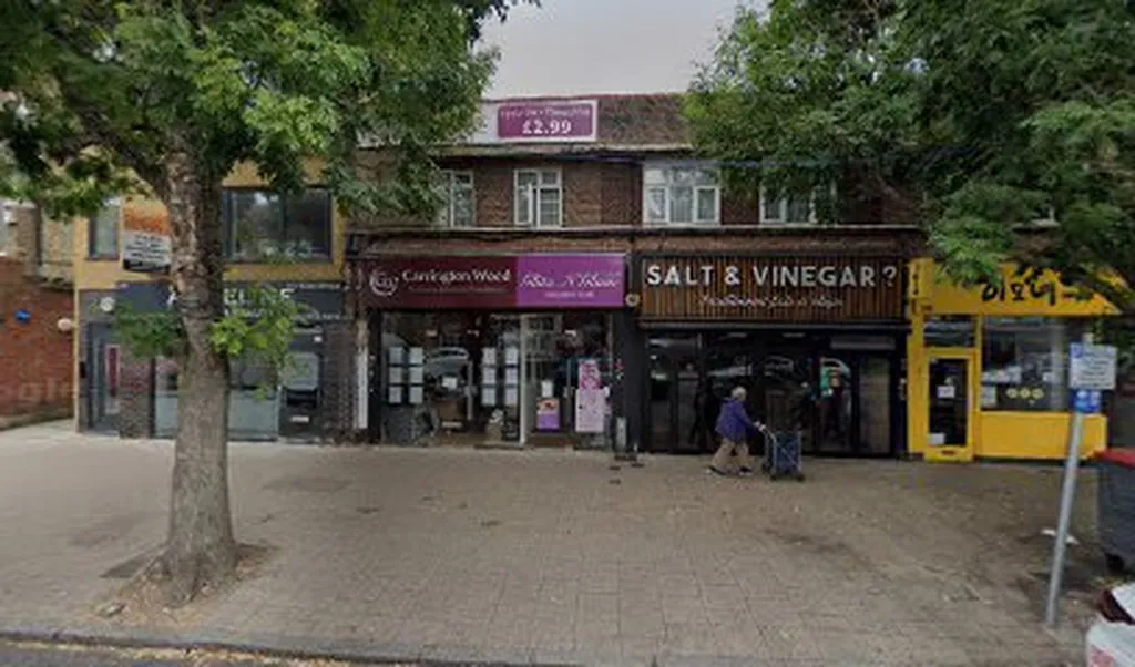 Glitz N Glam New Malden
