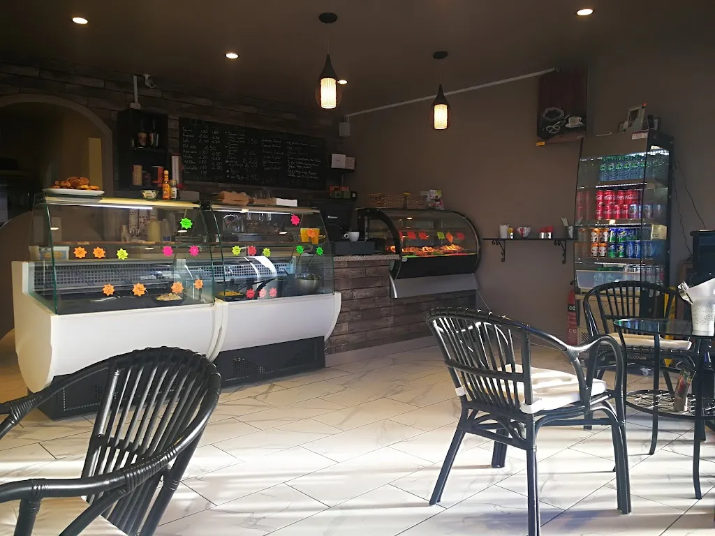 Gloria Bistro