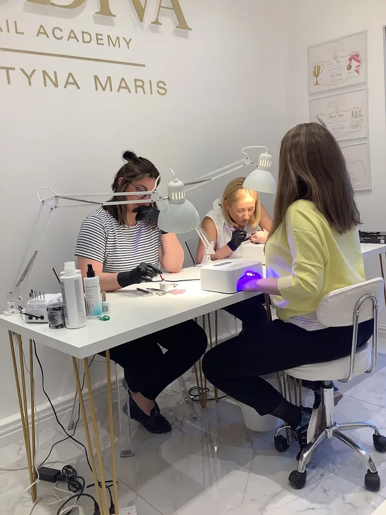 GoDIVA Nail Academy Nail Salon