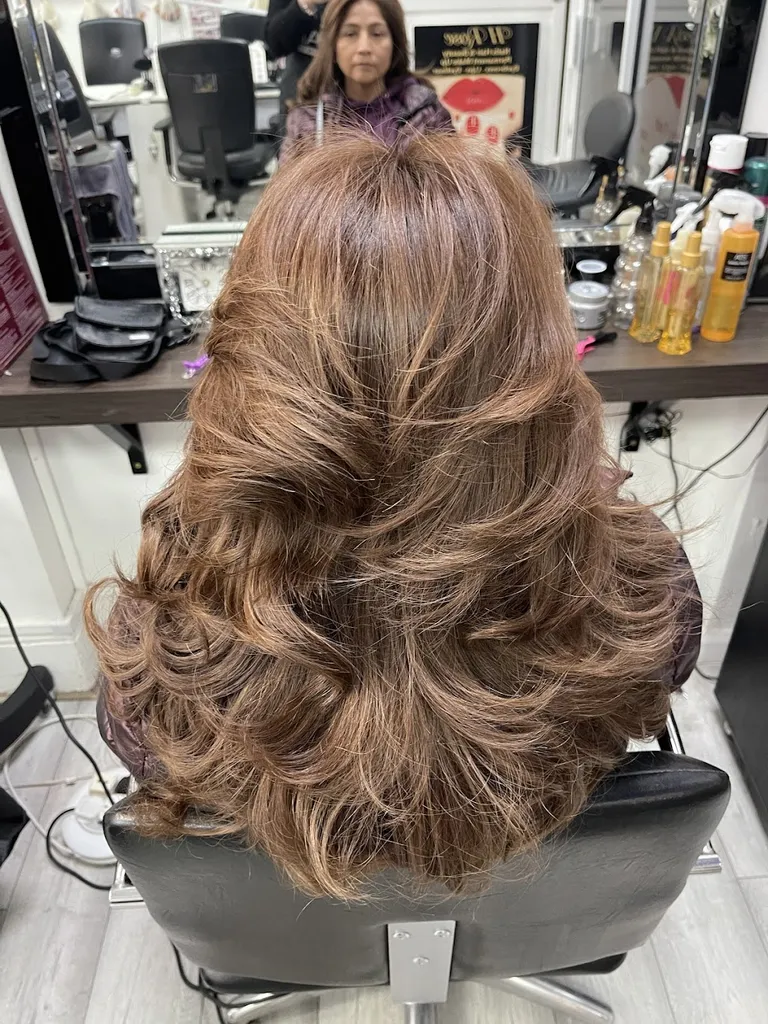 H Rose Nails Hair & Beauty
