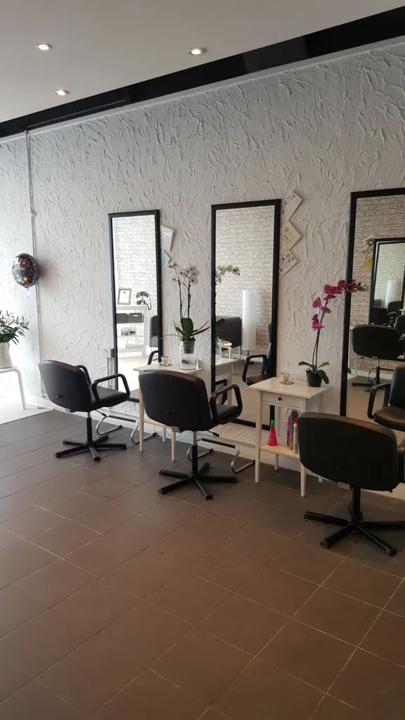 Hair & Beauty at the Lounge