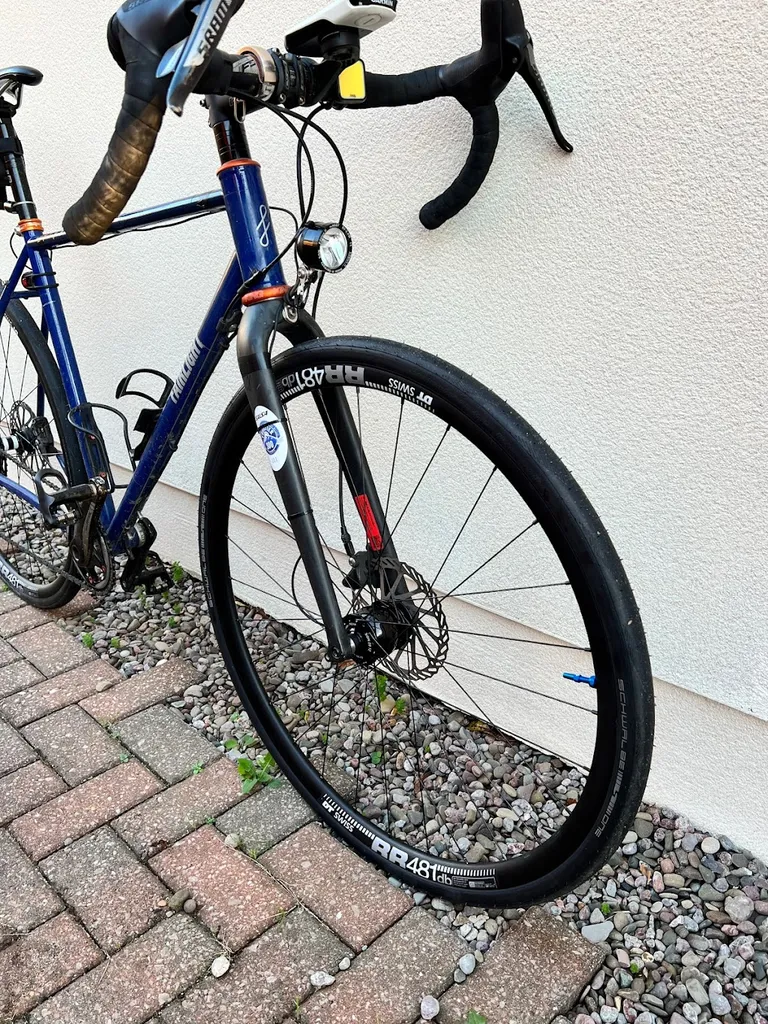 Hands on Wheels