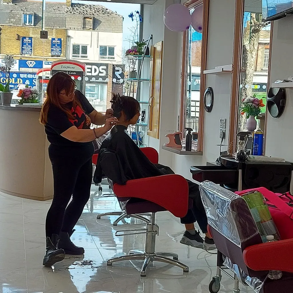 Heavenly4U (Hairdresser,Aesthetics,Botox,Nails)