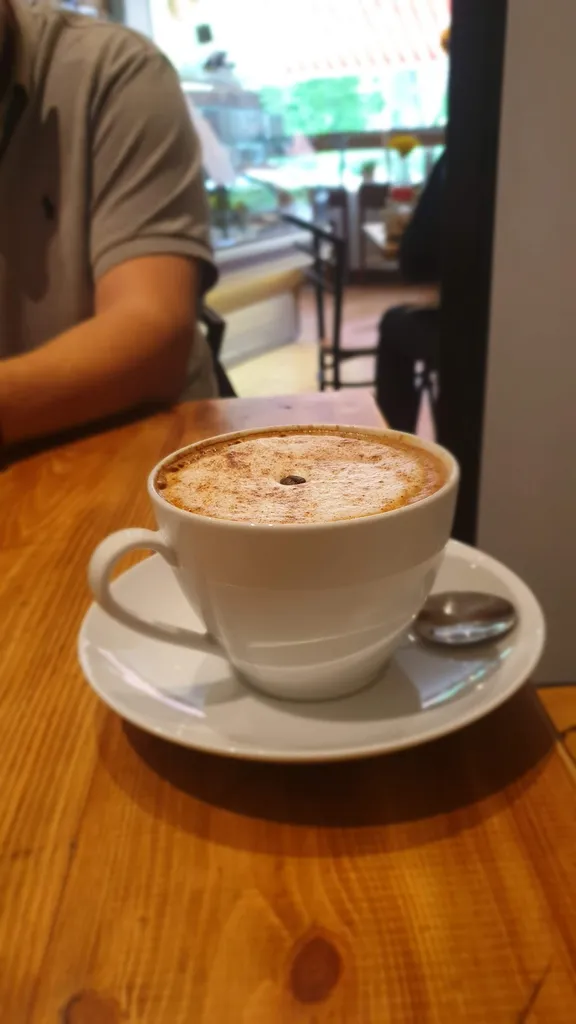 Helen's Coffee on the Green