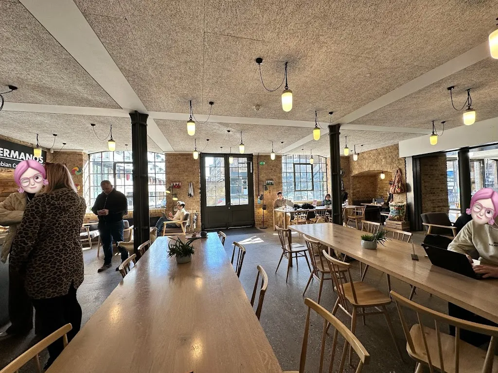 Hermanos Colombian Coffee Roasters – The Loom