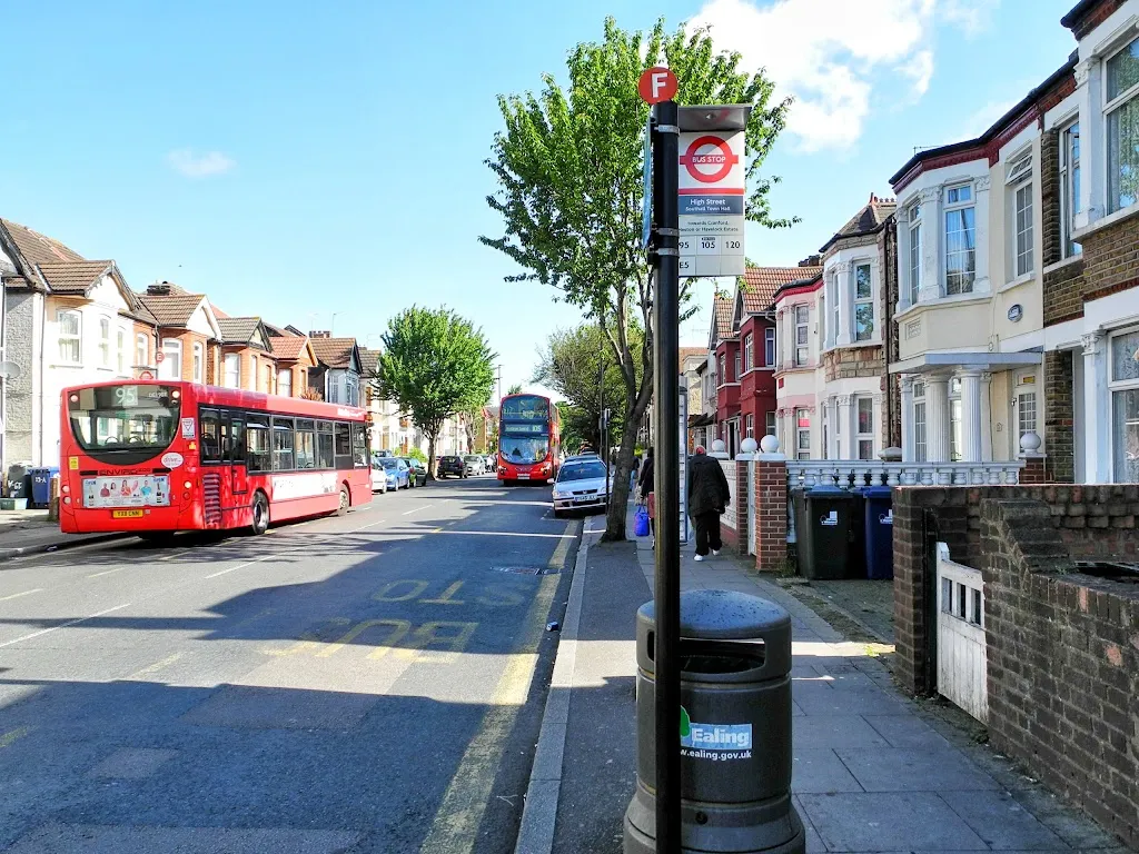 High St Southall Town Hall (Stop F)