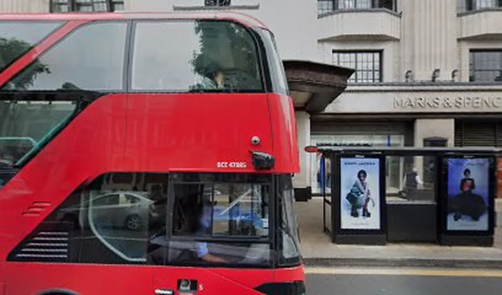 High Street Kensington (Stop E)