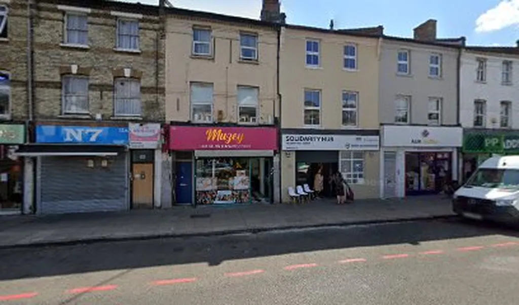 Holloway Beauty & Makeup
