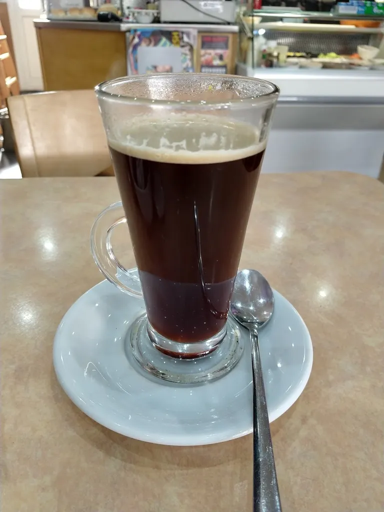 Hutch's Café