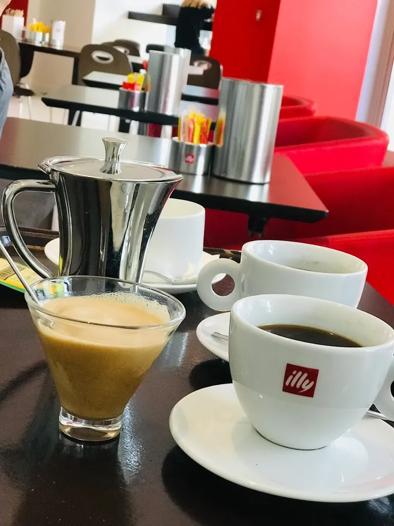 Illy Caffè, London