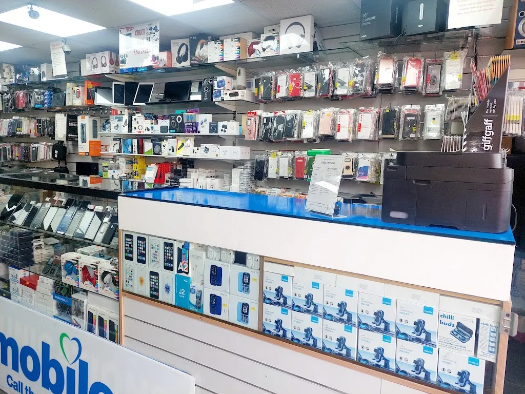 IPI Communications Internet Cafe