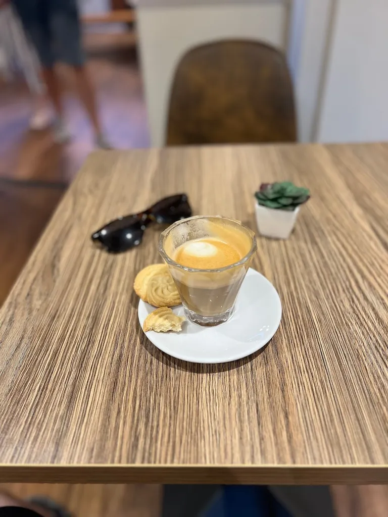 Isaac’s Coffee