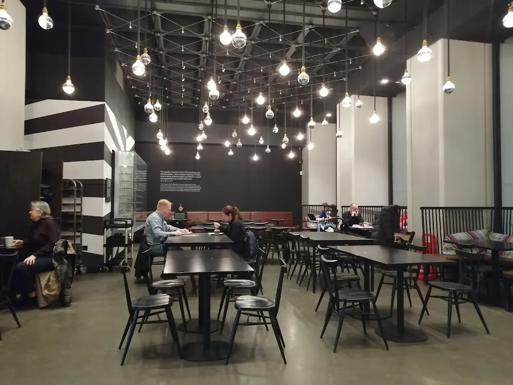 IWM Cafe