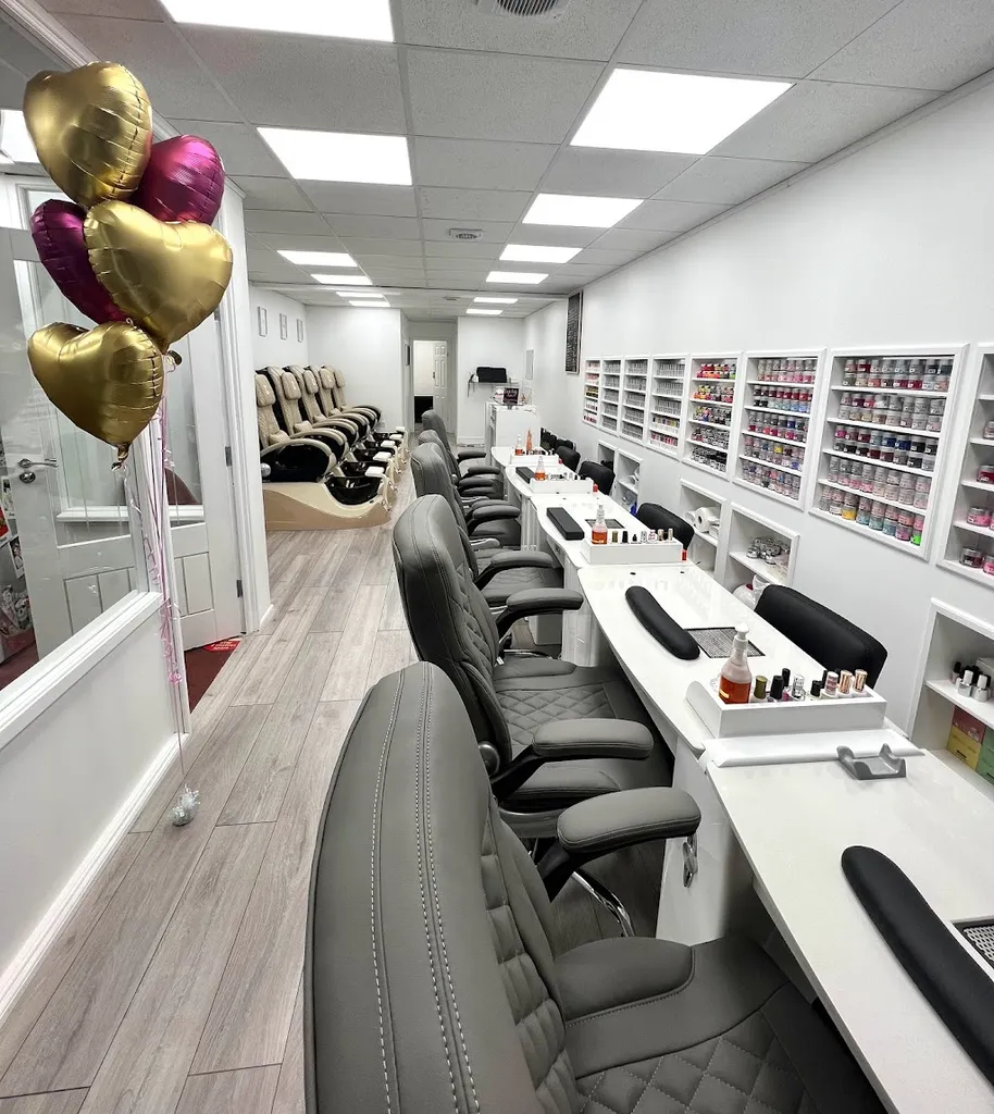 L'amour Nail Lounge