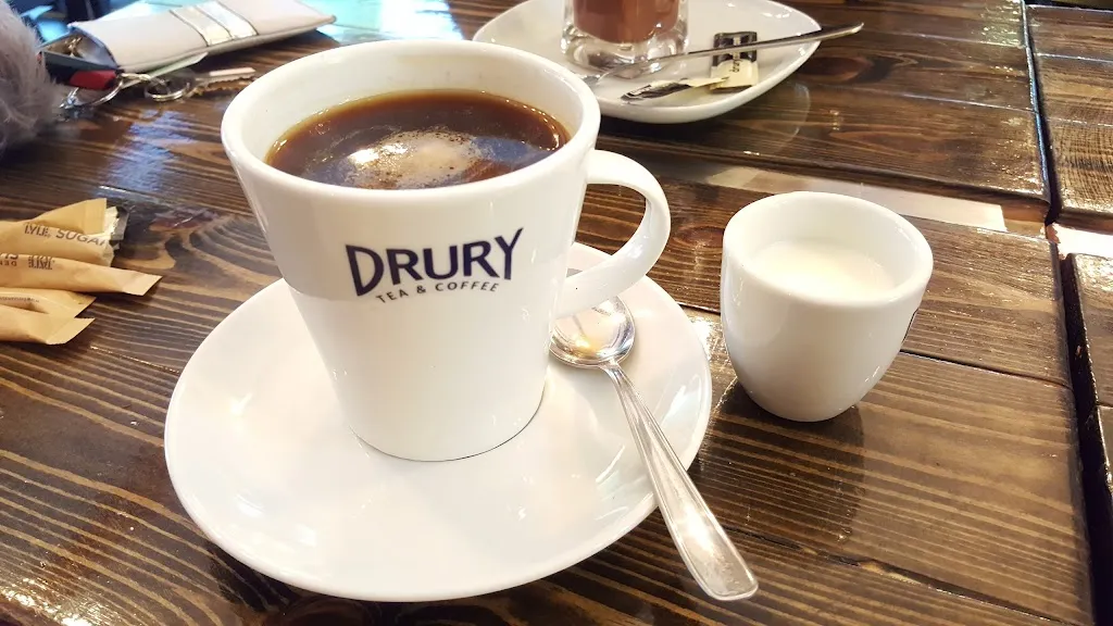 La Esquina Cafe
