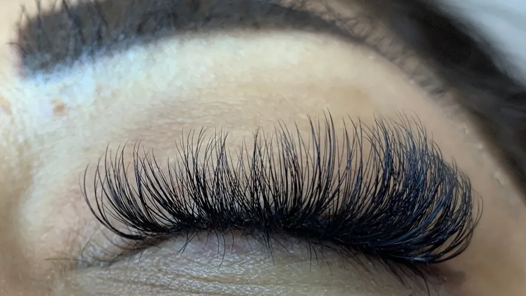 Lashes By Dil